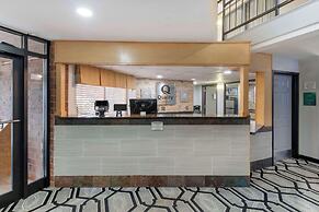 Quality Inn & Suites Mayo Clinic Area