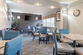 Quality Inn & Suites Mayo Clinic Area
