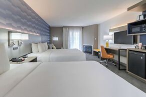 Comfort Inn & Suites At Dollywood Lane