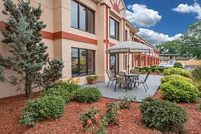 Quality Inn Grand Rapids Near Dowtown