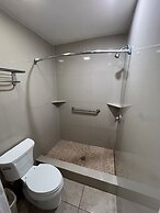 Super 8 Wyndham McAllen Downtown- City Center-Plaza Mall-Airport