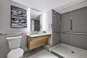 DoubleTree by Hilton Davenport