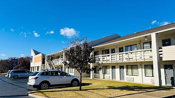 Super 7 Inn By OYO Tupelo Hwy 178