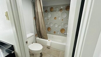 Super 7 Inn By OYO Tupelo Hwy 178