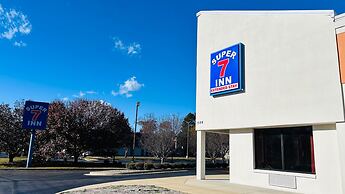 Super 7 Inn By OYO Tupelo Hwy 178