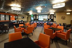 Rosen Inn, closest to Universal