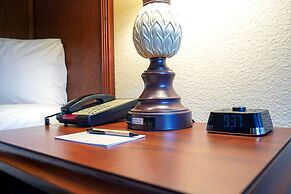 Rosen Inn, closest to Universal