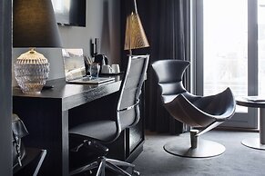 Scandic Front