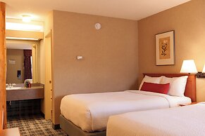 Marmot Lodge