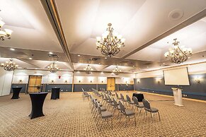 Sternwheeler Hotel & Conference Centre, Trademark by Wyndham