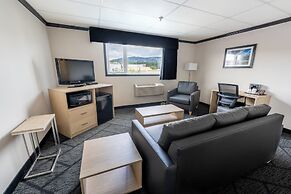 Sternwheeler Hotel & Conference Centre, Trademark by Wyndham