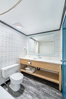 Sternwheeler Hotel & Conference Centre, Trademark by Wyndham