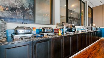 Best Western Plus Silverdale Beach Hotel