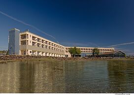 Best Western Plus Silverdale Beach Hotel