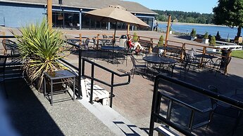 Best Western Plus Silverdale Beach Hotel