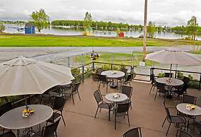 Coast Inn at Lake Hood