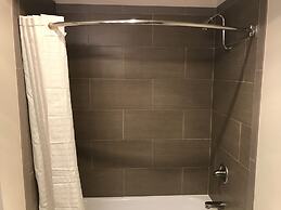 Coast Inn at Lake Hood