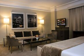 The Benson Portland, Curio Collection by Hilton