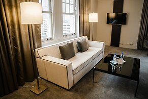 The Benson Portland, Curio Collection by Hilton