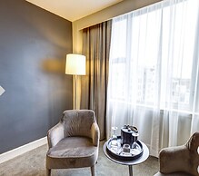 The Benson Portland, Curio Collection by Hilton