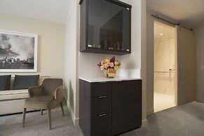 The Benson Portland, Curio Collection by Hilton