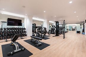 The Benson Portland, Curio Collection by Hilton