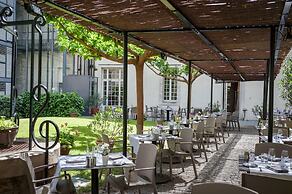 Hotel Le Cloitre St Louis