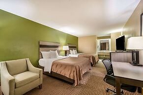 Quality Inn & Suites Garland - East Dallas
