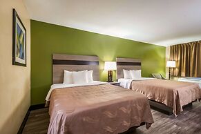 Quality Inn & Suites Garland - East Dallas
