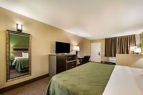Quality Inn & Suites Garland - East Dallas