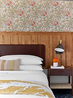 Hotel Revival Baltimore