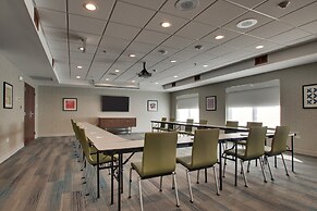 Holiday Inn Express & Suites Aurora - Naperville, an IHG Hotel