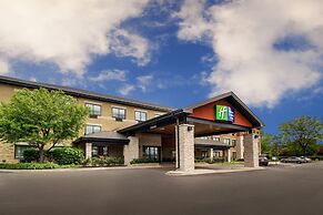 Holiday Inn Express & Suites Aurora - Naperville by IHG