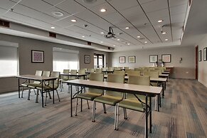 Holiday Inn Express & Suites Aurora - Naperville by IHG