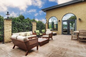 Holiday Inn Express & Suites Aurora - Naperville by IHG