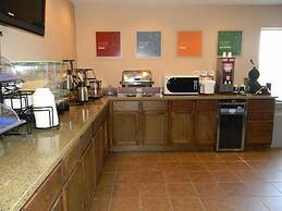 Boarders Inn & Suites by Cobblestone Hotels - Munising