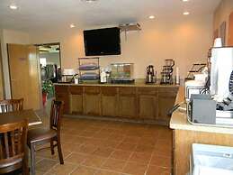 Boarders Inn & Suites by Cobblestone Hotels - Munising