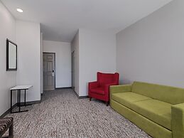 Garner Hotel Decatur Forsyth by IHG