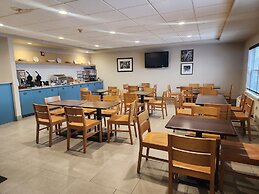 Country Inn & Suites by Radisson, Green Bay, WI
