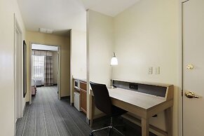 Country Inn & Suites by Radisson, Green Bay, WI