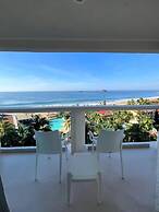 Park Royal Beach Ixtapa - All Inclusive