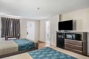 Econo Lodge Mechanicsburg