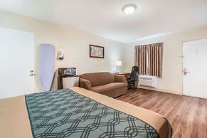 Econo Lodge Mechanicsburg