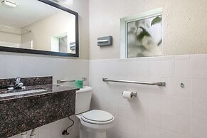 Econo Lodge Mechanicsburg