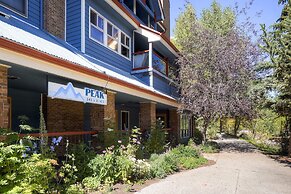 River Mountain Lodge