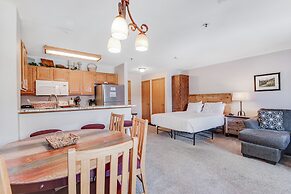 River Mountain Lodge