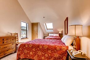 River Mountain Lodge