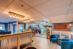 River Mountain Lodge