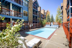 River Mountain Lodge