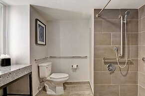 Embassy Suites by Hilton Minneapolis Airport